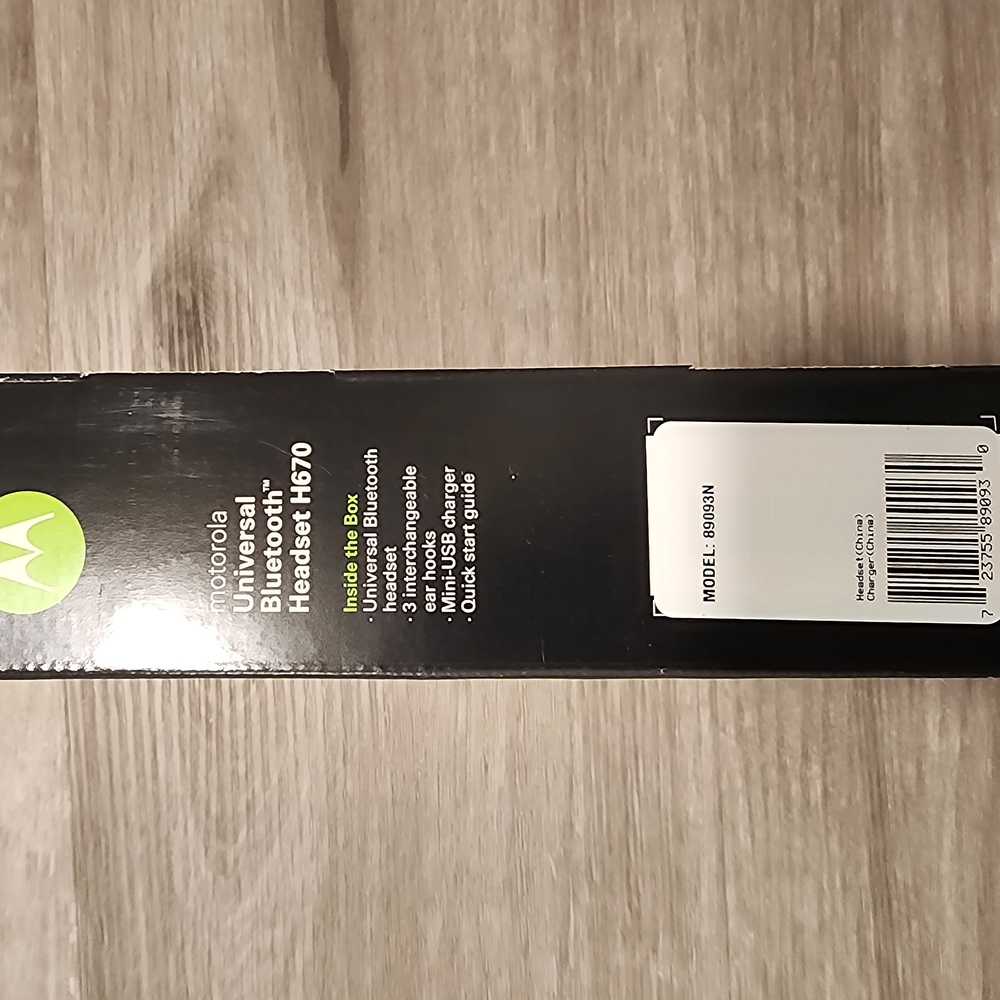 Bluetooth Headset - Blue - Picture 2 of 6